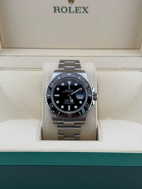 Rolex Submariner 126610 LN Image 2